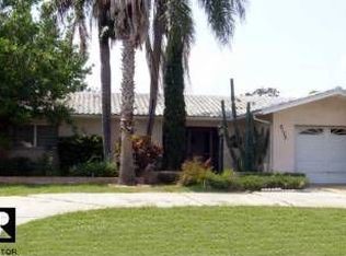 2172 Greenbriar Blvd, Clearwater, FL 33763