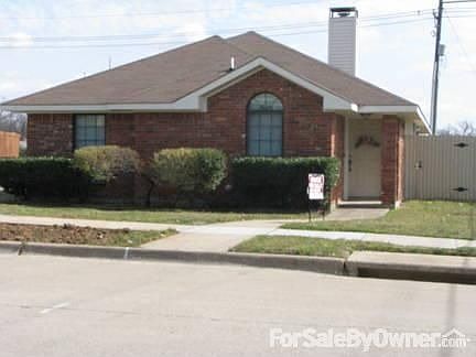 1st image of 750 Willow Oak Dr