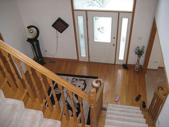 5th image of 754 Caitlin Ct