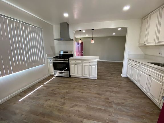 3rd image of 11219 Elliott Ave #11219A