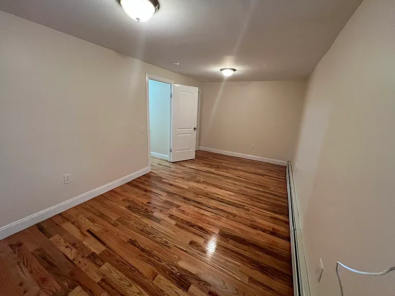1713 Tenbroeck Ave #1 — Photo 4