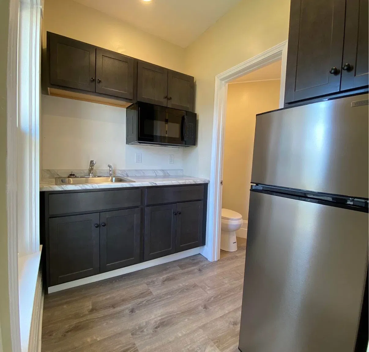 1 bed, $1,000 — Photo 1