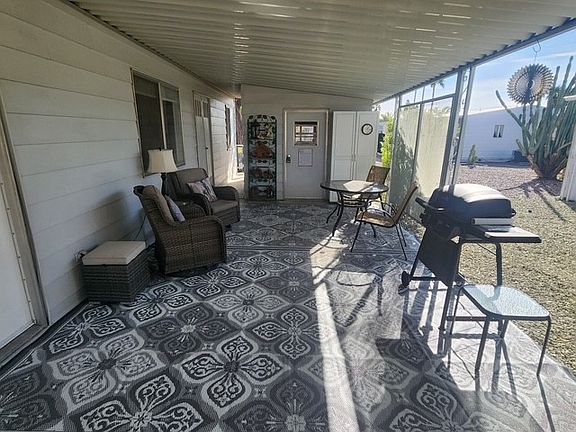 3rd image of 3104 E Broadway Rd #315