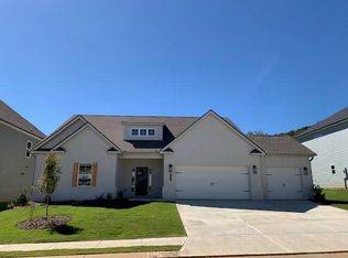 3335 Grassy Fields Ln, Apison, TN 37302