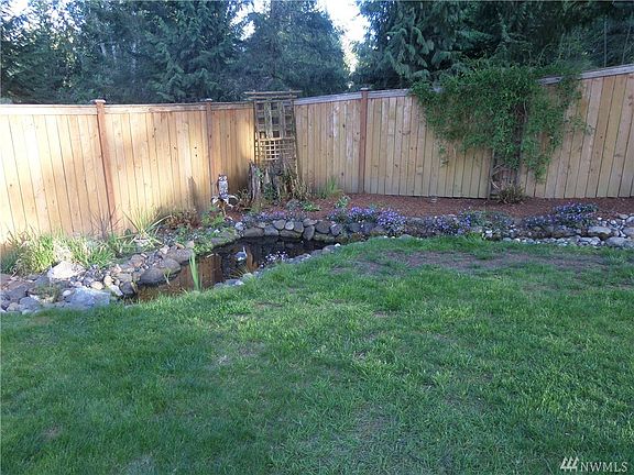 3rd image of 12212 258th Avenue Ct E