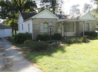 36 Irene Dr, Belleville, IL 62226
