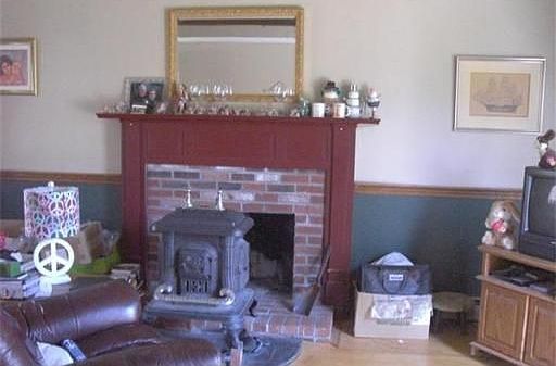2nd image of 11 W Crossfield Rd