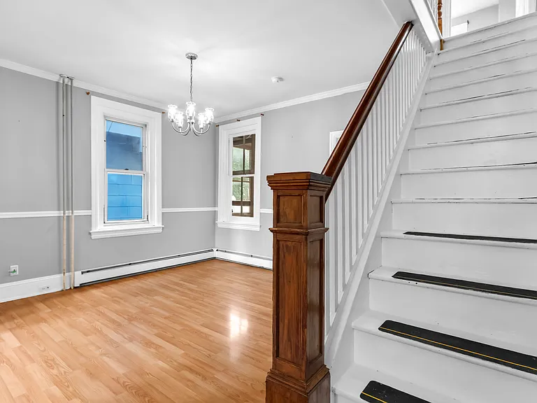 227 E Garrison St #1 — Photo 15