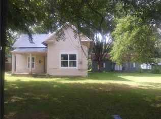 404 Maple St, Teague, TX 75860