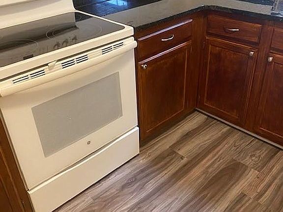 Fully Renovated kitchen 