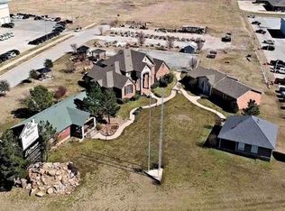520 Holiday Dr, Ardmore, OK 73401