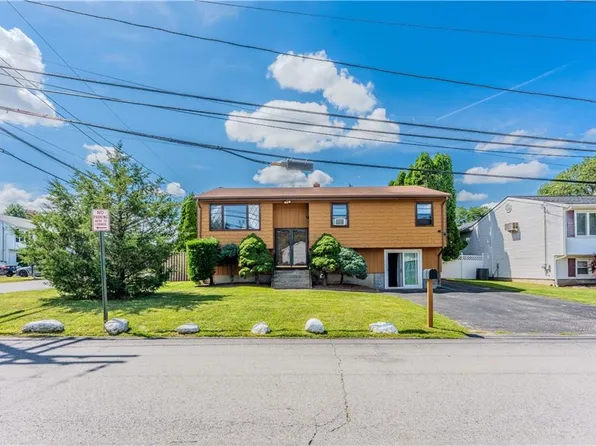 55 Pearl Ave, North Providence, RI 02904