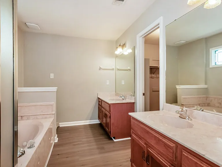 7481 Gingerhill Ln — Photo 10