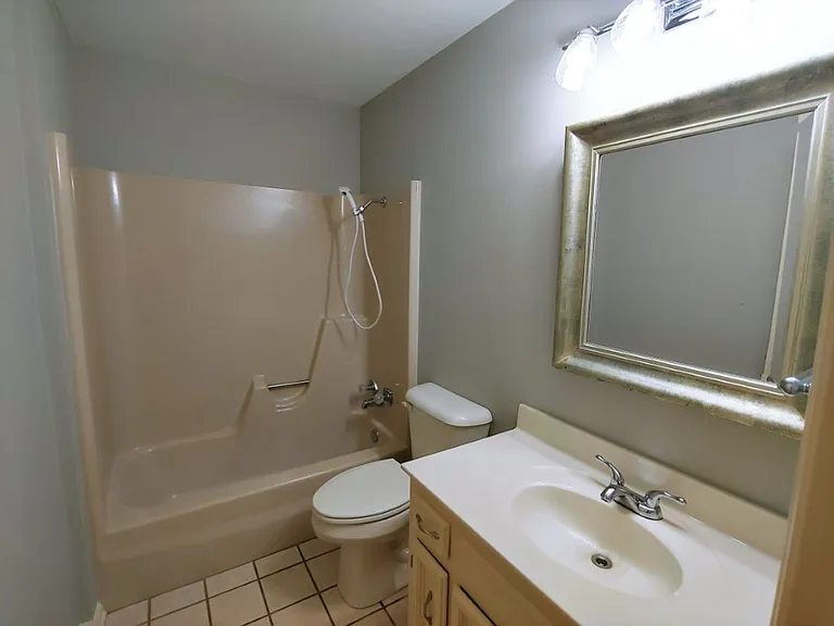 5 Hickory Ln — Photo 14