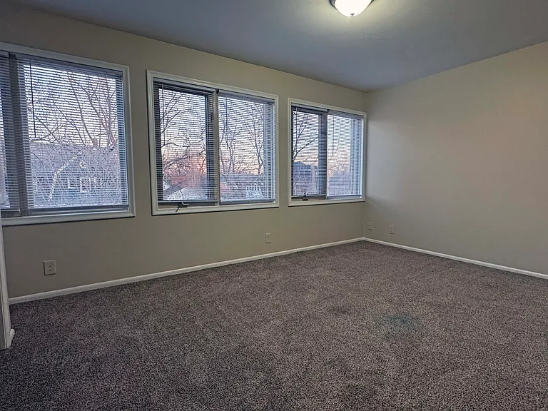 4903 California St #6 — Photo 15