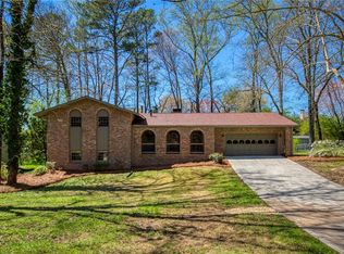 5286 Waterford Dr, Dunwoody, GA 30338