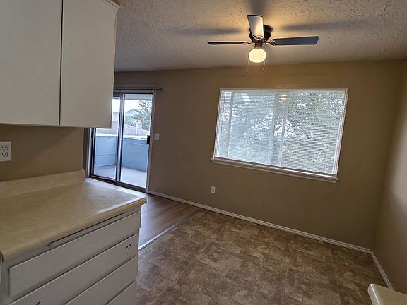 4th image of 1090 E Cedar St APT 4