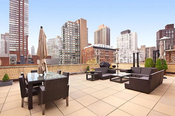 Rented by Stribling | media 8
