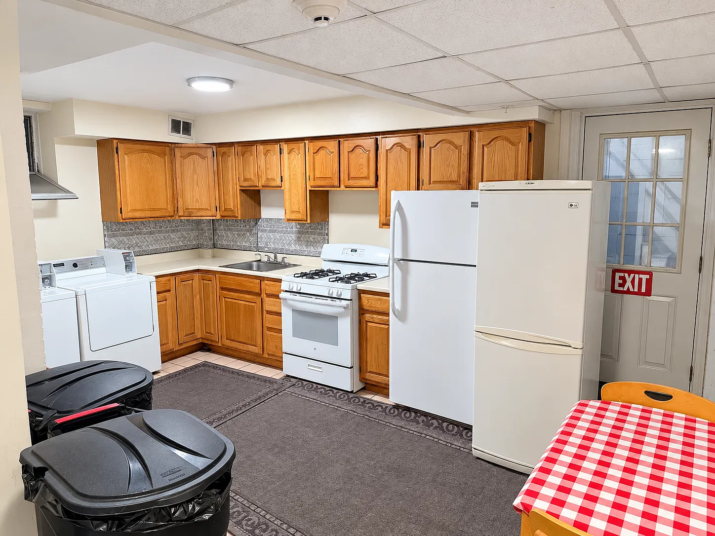 Studio, 574 sqft, $1,200 — Photo 4