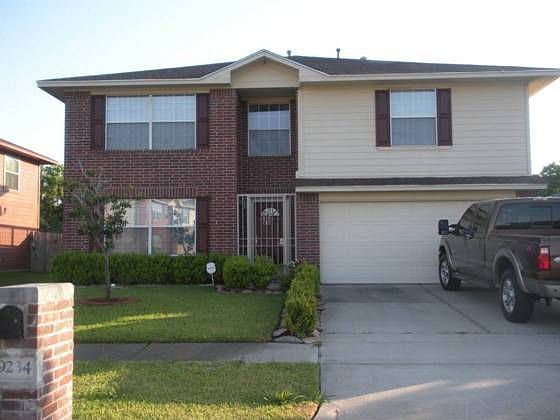 1st image of 9234 Garden Breeze Dr