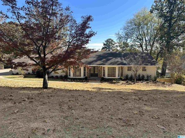 3009 Ryecroft Rd, Mountain Brook, AL 35223