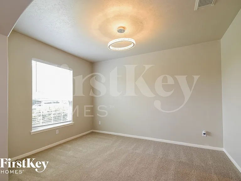 10803 Gold Finch Rd — Photo 5