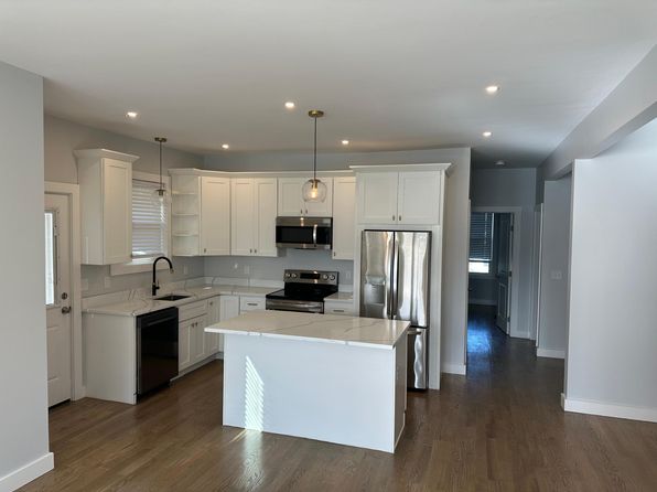 72 Cypress St FLOOR 2