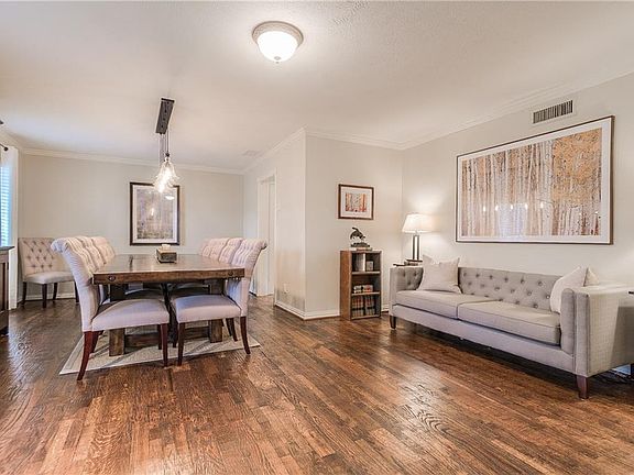 5th image of 10938 Middle Knoll Dr