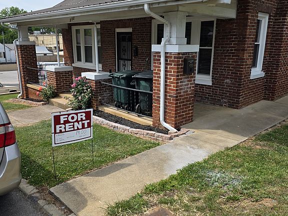 2nd image of 202 W McKee St APT 1