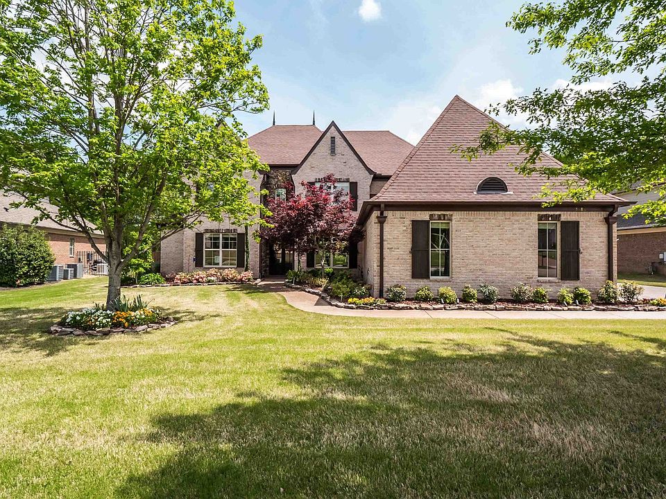 1st image of 5986 Brandon Brook Dr