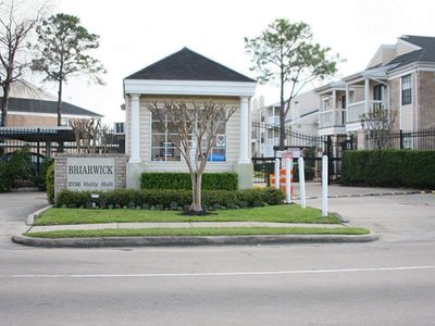 2750 Holly Hall St APT 1004, Houston, TX, 77054