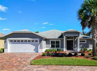 10247 Julia Isles Ave, Oxford, FL 34484