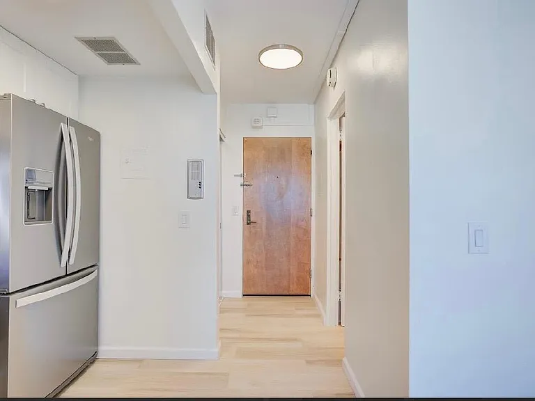 555 E William St #16G — Photo 14