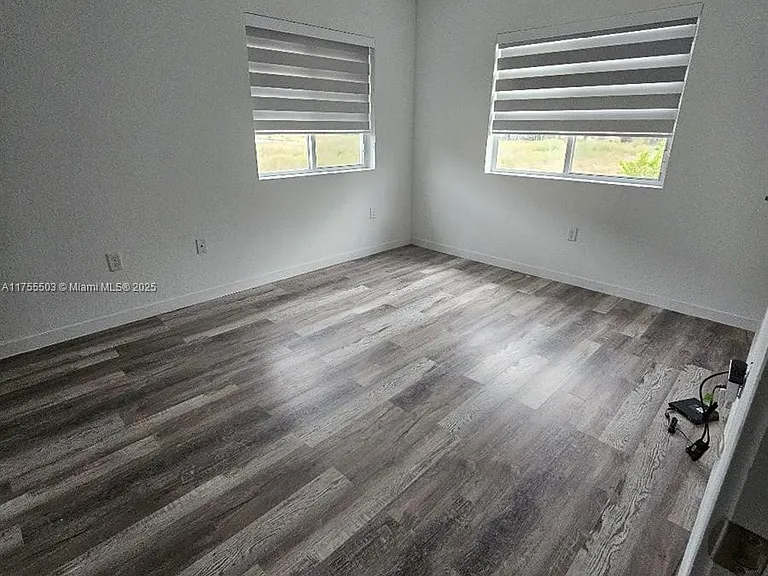1028 SE 23rd Ave — Photo 14