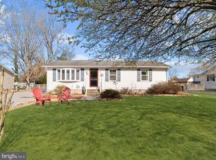 12 Maple Ave, Ridgely, MD 21660