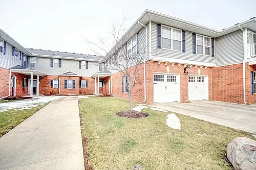 104 Yorkminster Ln Photo 1