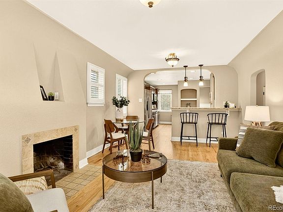 4th image of 2955 Ash Street