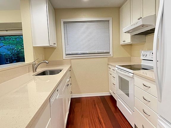 4th image of 8023 145th Ave NE