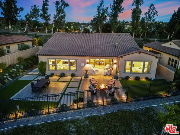 2501 Presley Ct, Camarillo, CA 93012