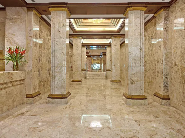 106 Central Park South image 8 of 11