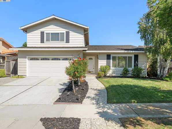 515 Merlot Dr, Fremont, CA 94539