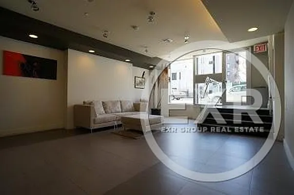 Rented by EXR | media 45