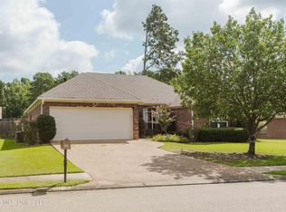 120 Susan Ln, Brandon, MS 39042
