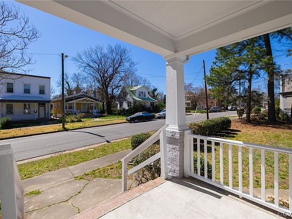 3rd image of 1518 Custer St