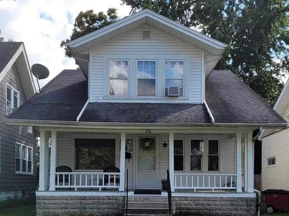 231 E High St, Fostoria, OH 44830