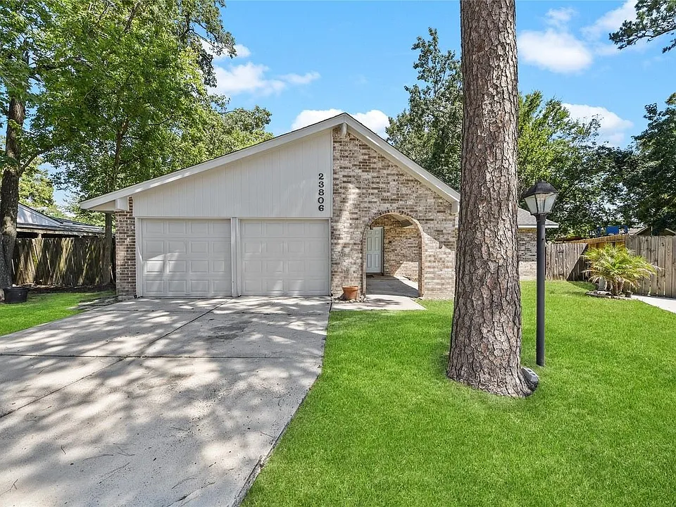 23806 Spring Moss Dr