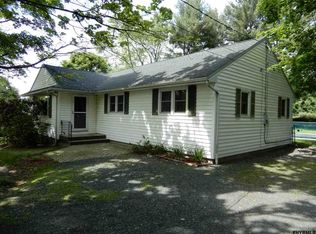 4 Johnson St, Troy, NY 12180