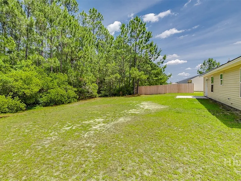 148 Willow Dr — Photo 30