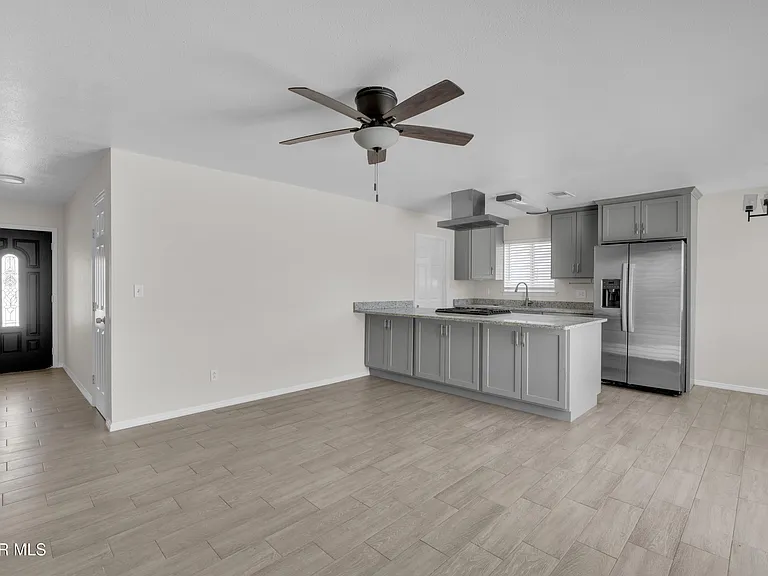 10516 Cuesta Brava Ln — Photo 4