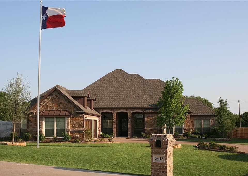 1st image of 5613 The Resort Blvd